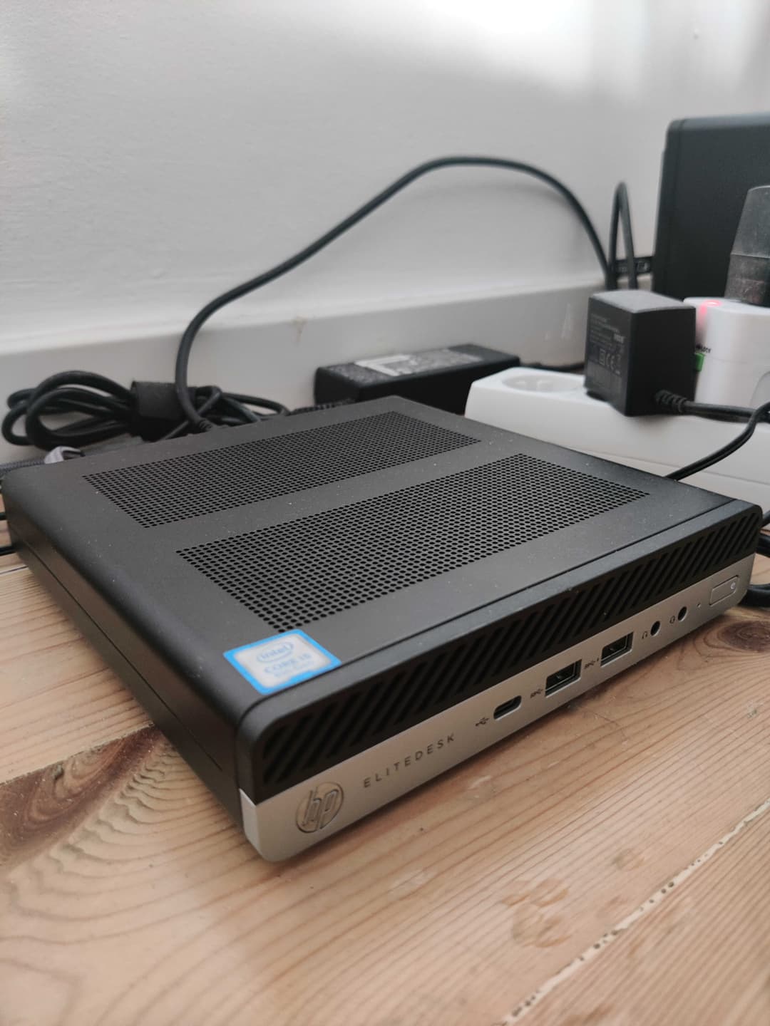 HP EliteDesk 800 G4 Mini PC